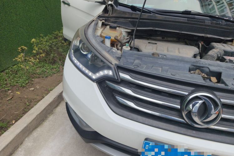 Used Dongfeng Aeolus AX7 2016 2.0L Automatic Zhiyi Trim