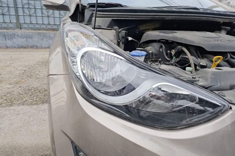 Used Hyundai Elantra (5th Generation / Langdong) 2015 1.6L Automatic Luxury Model
