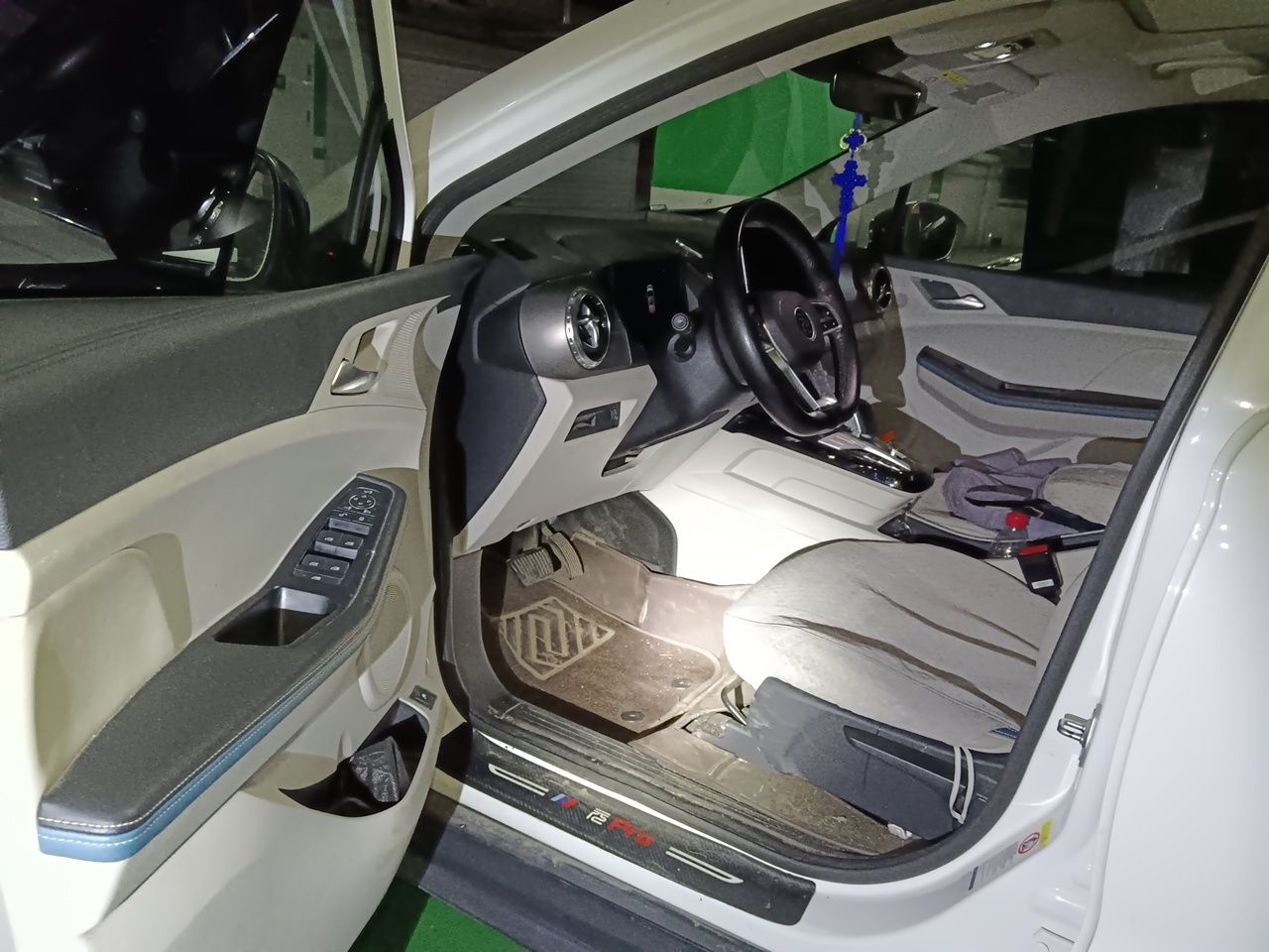 BYD Yuan Pro 2023 401 km Deluxe Version — снимка 16