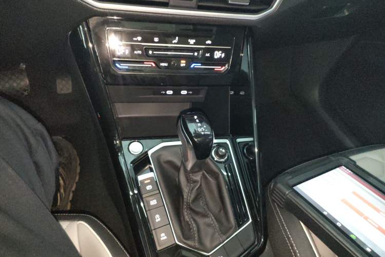 Used Volkswagen Tayron 2025 Zhongxiang Version 300TSI Gear Lever