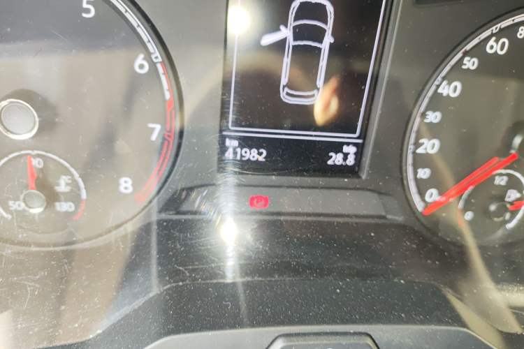 Used Volkswagen T-ROC 2019 280TSI DSG Two-Wheel Drive Comfort Version China VI Standard
