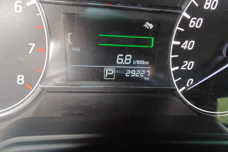 Used Nissan Tiida 2021 1.6L CVT Cool Edition Odometer Close Up