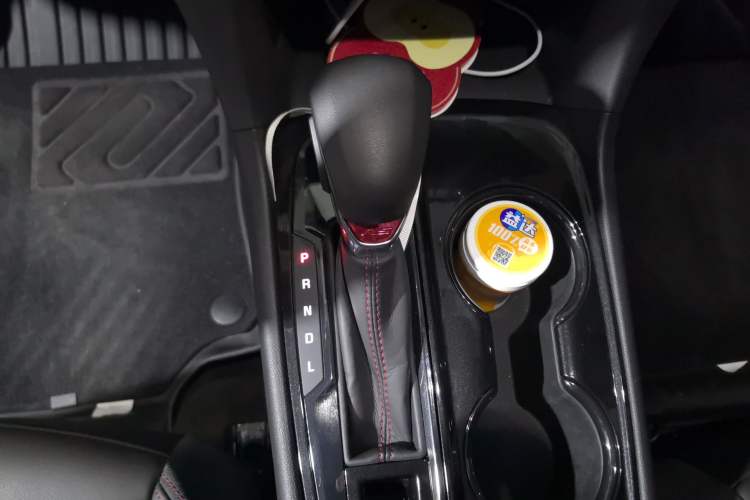 Used Chevrolet Equinox 2021 550T RS Smart Boundary-Pushing Edition Gear Lever