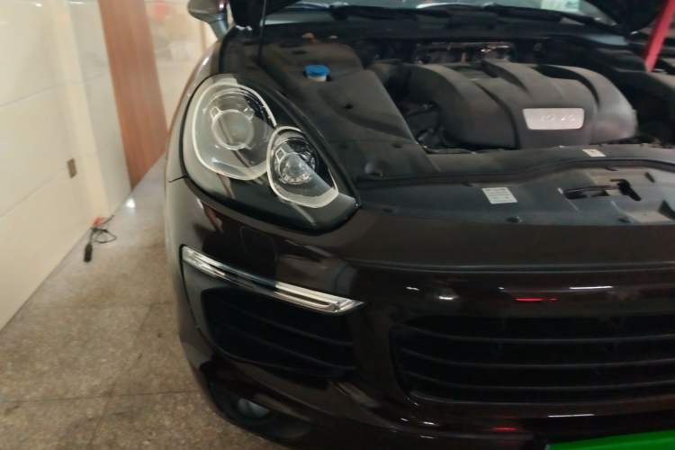 Used Porsche Cayenne 2016 Cayenne Platinum Edition 3.0T