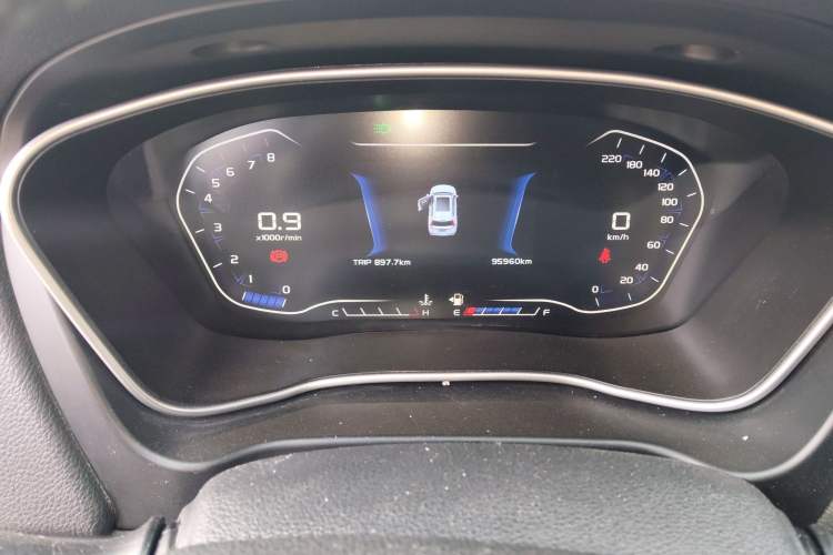 Used Geely Auto Vision X6 2018 1.8L Manual 4G Connect Luxury Edition