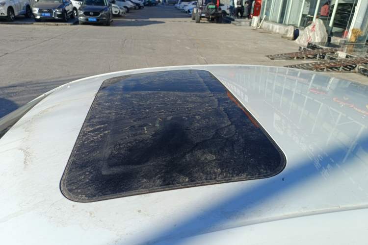 Used Volkswagen Bora 2015 Value Edition 1.6L Automatic Comfort Version
