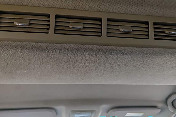 Used Jinbei 750 2016 1.5L Flagship Edition Headliner