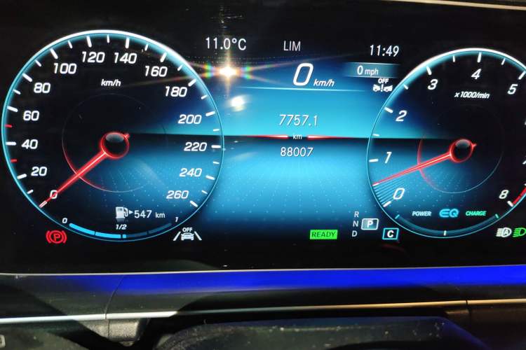 Used Mercedes-Benz GLS 2023 GLS 450 4MATIC Stylish Model Odometer Close Up