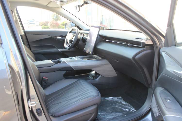 Used Changan Eado PHEV 2025 Smart New Blue Whale 145KM Battleship Edition