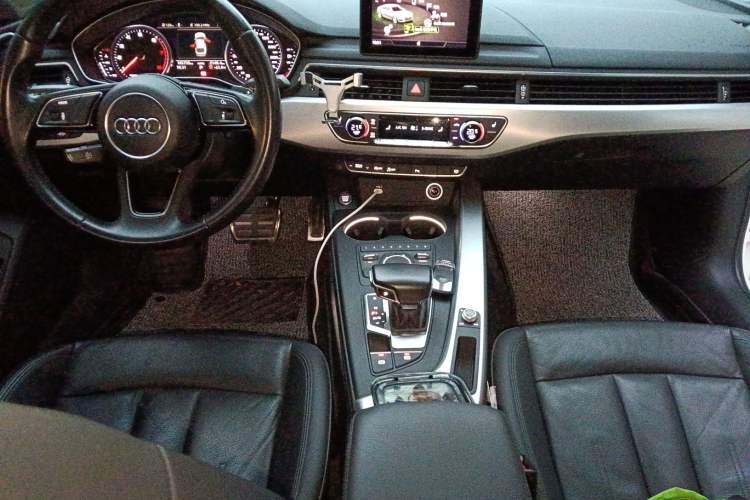 Used Audi A5 2017 Sportback 45 TFSI Fashion Model
