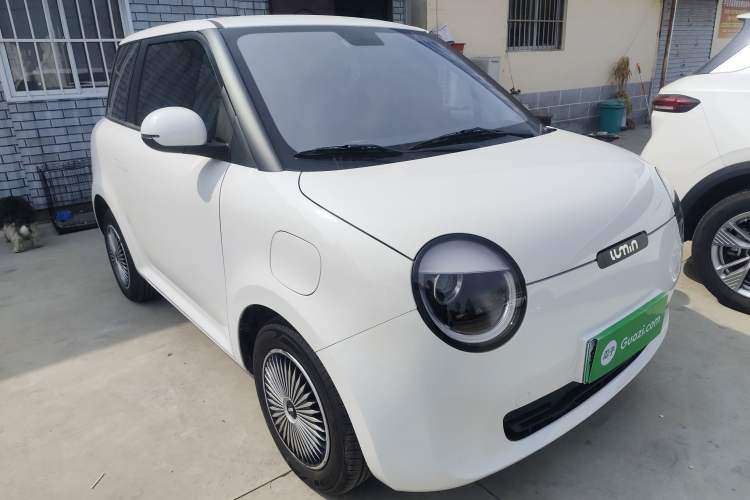 Used CHANGAN NEVO Lumin 2025 205 km Xiangqin Version
