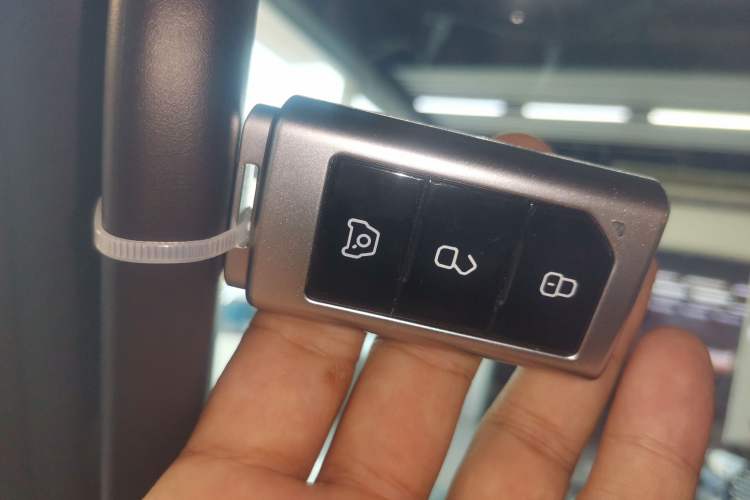 Used 212 T01 2025 2.0T Changfeng