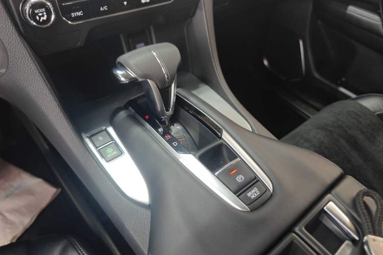 Used Honda Avancier 2019 240TURBO Two-Wheel Drive Elite Edition Gear Lever