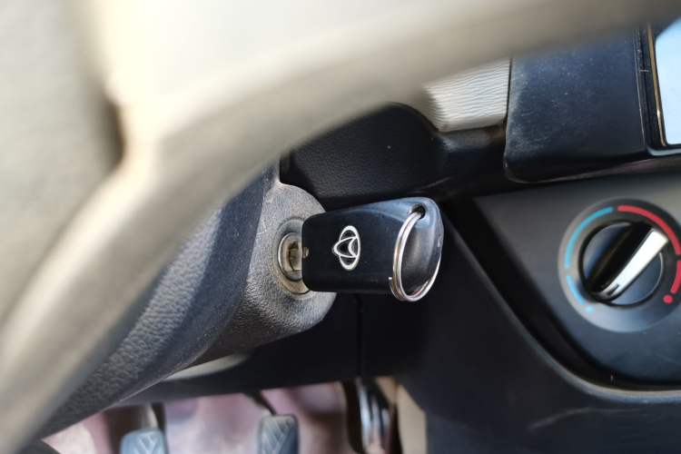 Used Oshan Olisway 2015 1.2L Manual Enjoyment Model
