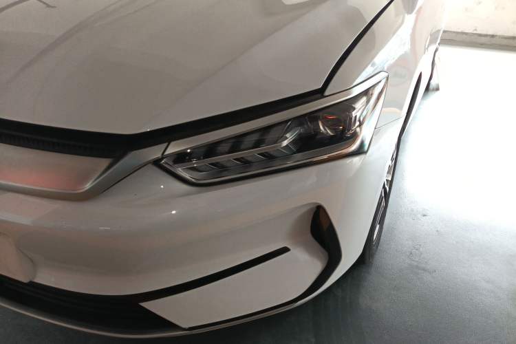 Used BYD Qin PLUS 2023 Champion Edition EV 510KM Leading Model
