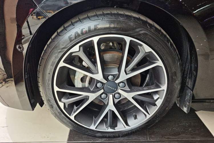 Used Lynk & Co 03 2022 2.0TD DCT JingPro
