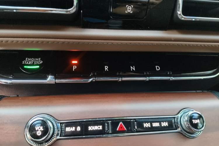 Used Lincoln Aviator 2021 3.0T V6 Four-Wheel Drive Zunya Edition
