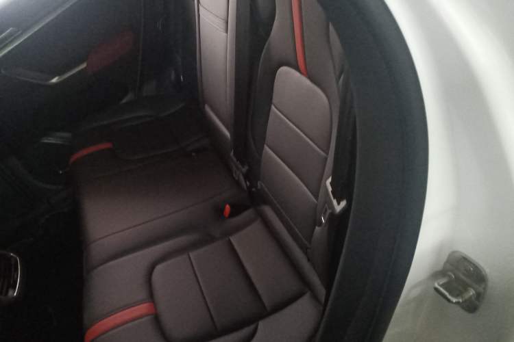 Used Haval H4 2018 Red-Label 1.5 GDIT DCT Fashion Edition Left Rear Seat