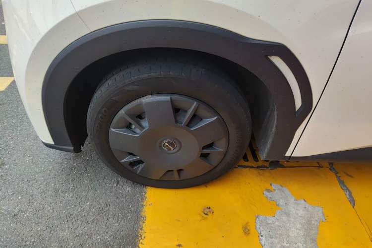 Used BYD Seagull 2023 Active Version Left Front Wheel Hub