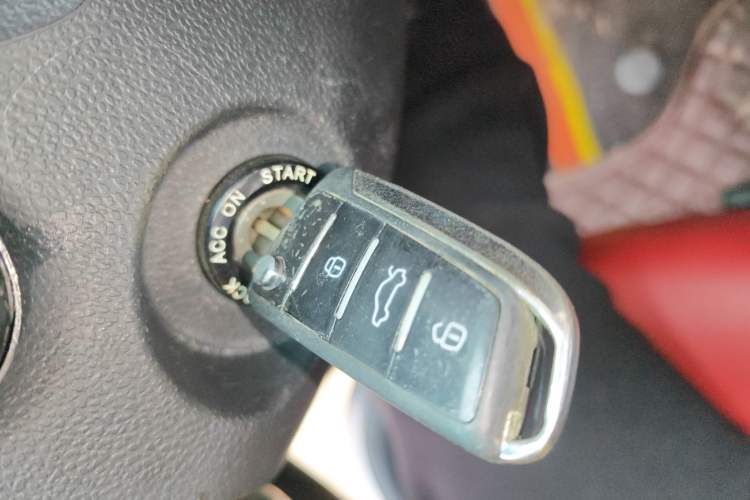 Used JAC Refine S3 2017 1.5L Manual Luxury Smart Model