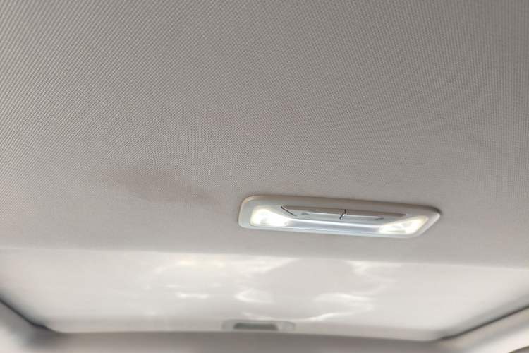 Used CHANGAN Eado 2023 Changan Edition PLUS Blue Whale NE 1.4T GDI DCT Prestige Version Headliner