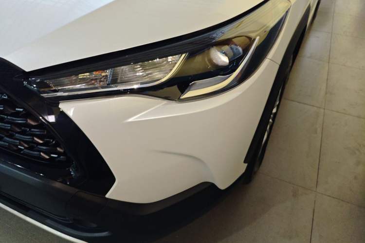 Used Toyota Corolla Cross 2024 2.0L Pioneer Edition Left Front Headlight