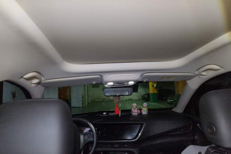 Used Buick Envision 2022 Encore Plus 652T Five-Seat Luxury Model Headliner