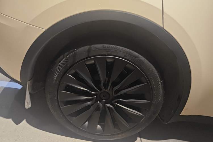 Used Tesla Model Y 2024 Rear-Wheel-Drive Version
