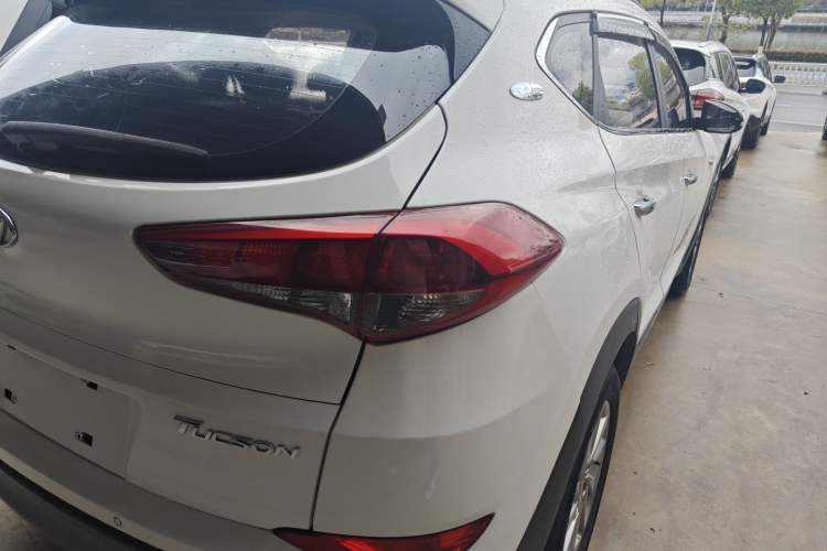 Used Hyundai Tucson 2018 1.6T Dual-Clutch Two-Wheel Drive 15th Anniversary Special Edition