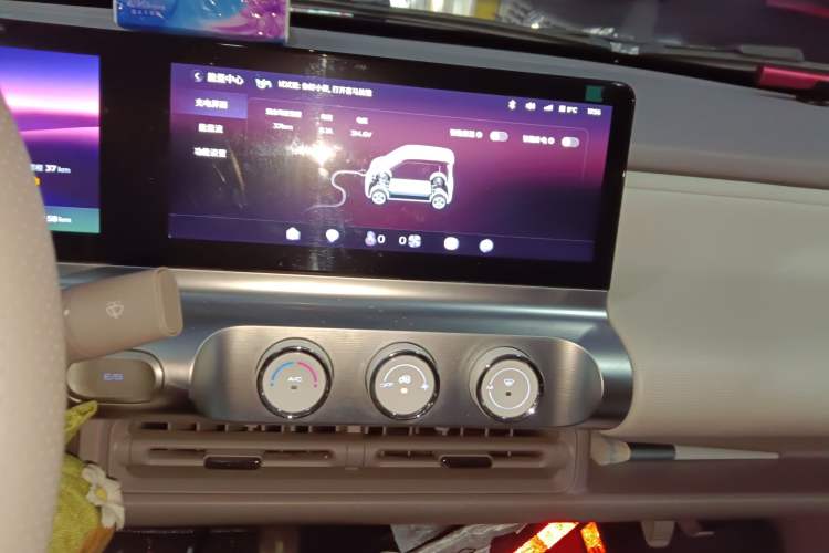 Used Wuling Air ev 2023 - Four Seats - Advanced Edition
