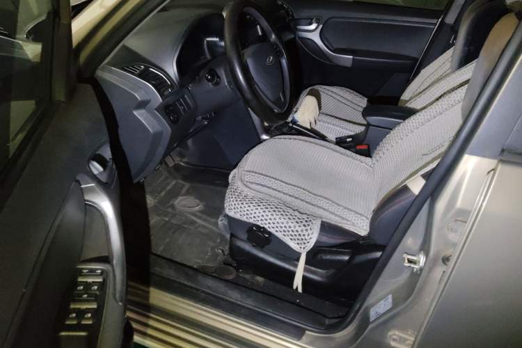 Used Chery Tiggo 3 2015 1.6L Manual Zhishang Sport Edition
