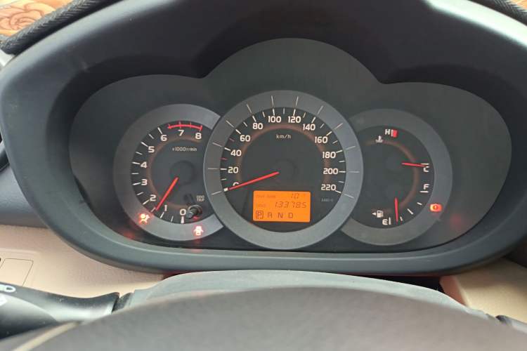 Used Toyota RAV4 2012 Luxurious Edition 2.0L Automatic All-Wheel Drive
