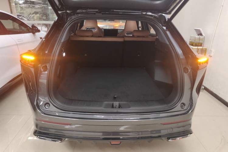 Used Changan UNI-Z 2025 1.5T Luxury Version