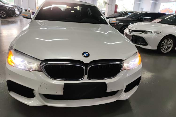 Used BMW 5 Series 2019 Facelifted 530Li Leading Edition M Sport Package
