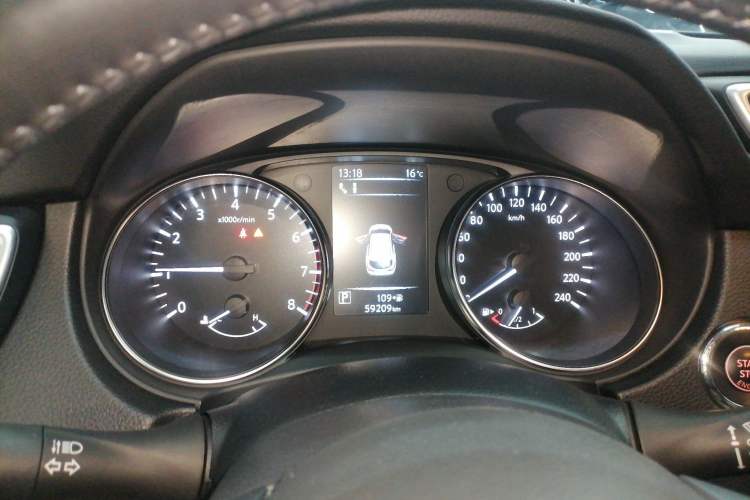 Used Nissan Qashqai 2021 2.0L CVT Luxury Edition Instrument Cluster