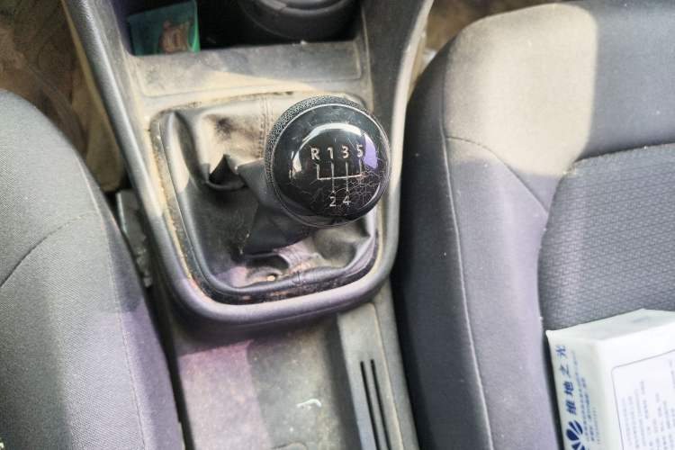 Used Volkswagen Santana 2013 1.6L Manual Fashion Edition Gear Lever