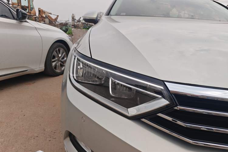 Used Volkswagen Magotan 2018 330TSI DSG Advanced Model