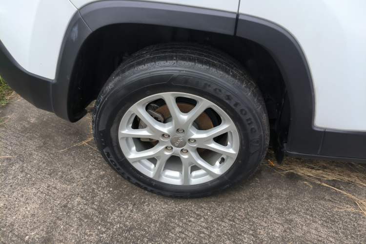 Used Jeep Cherokee 2017 2.0L Superior Edition