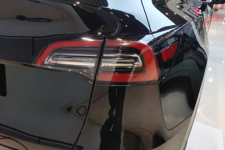 Used Tesla Model Y 2022 Rear-Wheel-Drive Version