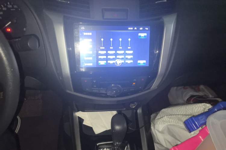 Used Nissan Navara 2017 2.5L Automatic 2WD Luxury Edition QR25