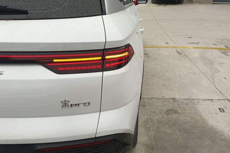 Used BYD Song Pro New Energy 2023 Champion Edition DM-i 71KM Beyond Model
