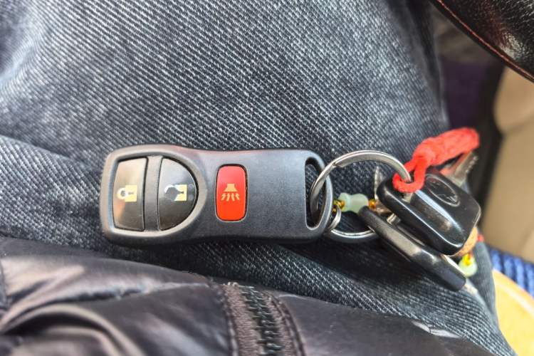 Used Venucia R50 2013 1.6L Automatic Fashion Edition