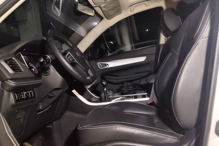 Used Geely Auto Vision X6 2018 1.8L Manual 4G Connect Luxury Edition