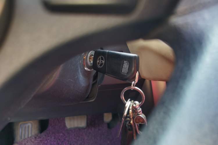 Used Toyota RAV4 2015 2.0L CVT Two-Wheel Drive Urban Edition
