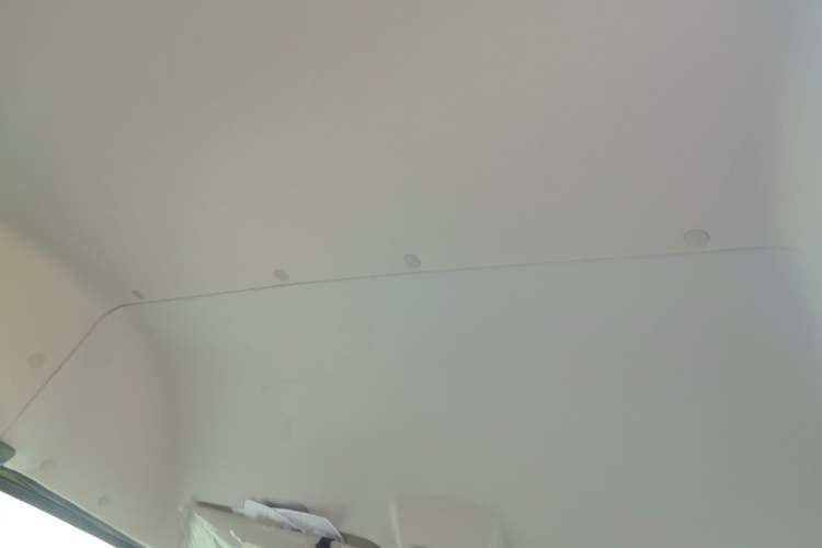 Used Ford Transit Custom 2021 2.2T Automatic Logistics Vehicle Pro Long Wheelbase 7 Seats Mid-Roof China VI Standard
