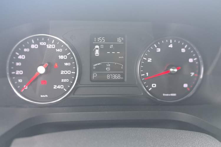 Used Roewe i6 2017 20T Automatic Internet Smart Edition