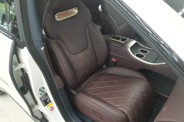 Used Avatr 11 2025 Ultra Extended-Range Edition