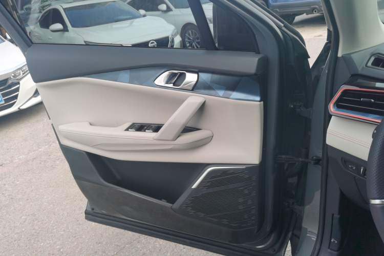 Used Lynk & Co 06 2020 1.5T YAO Halo