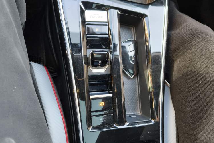 Used Volkswagen Lamando 2023 Lavida L 280TSI DSG Cool & Spicy Edition
