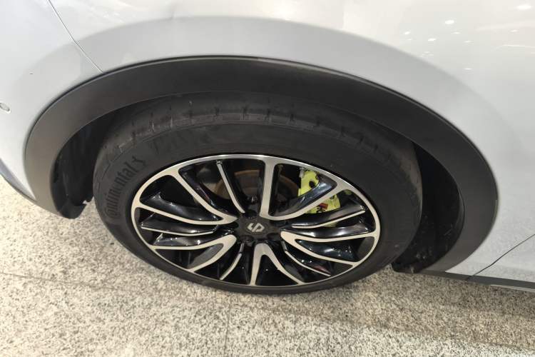 Used Leapmotor C11 2021 Deluxe Edition Left Front Wheel Hub